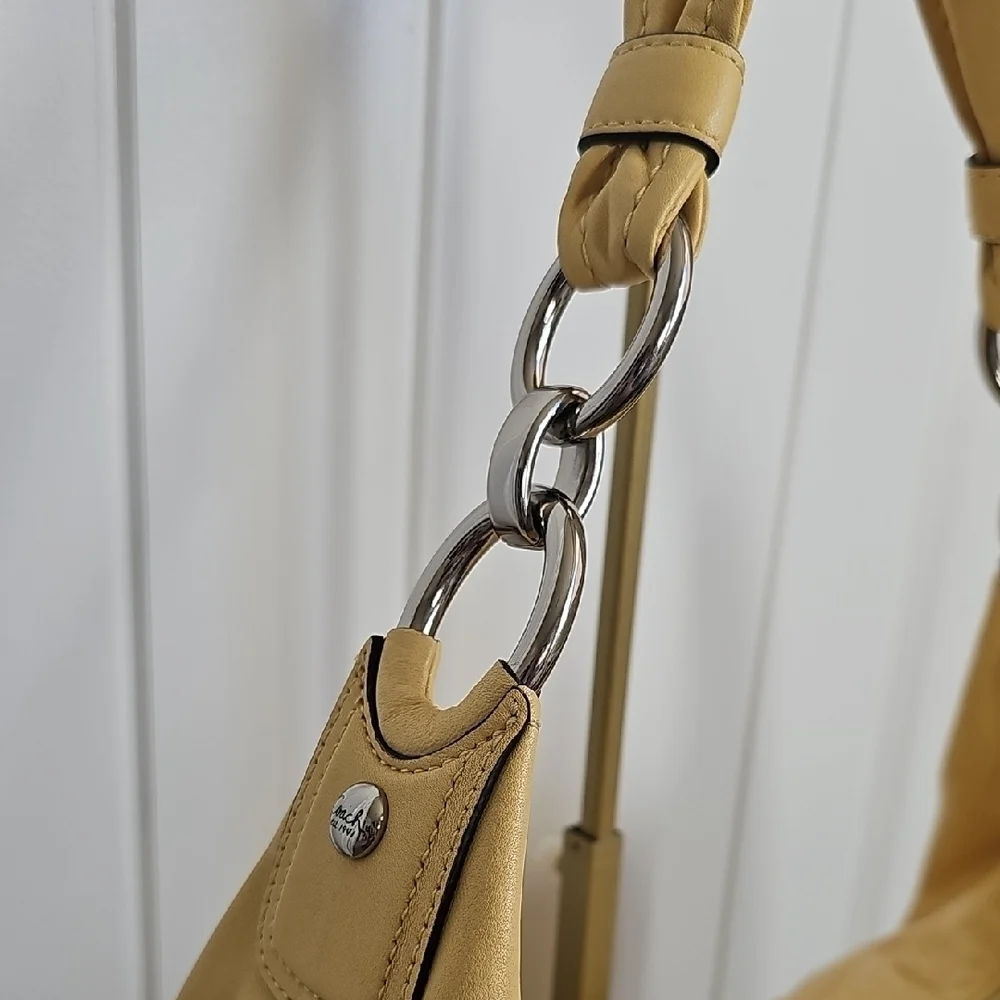 Coach NWT 2010 Kristin Yellow Leather Hobo Convertible Shoulder Bag MSRP $398